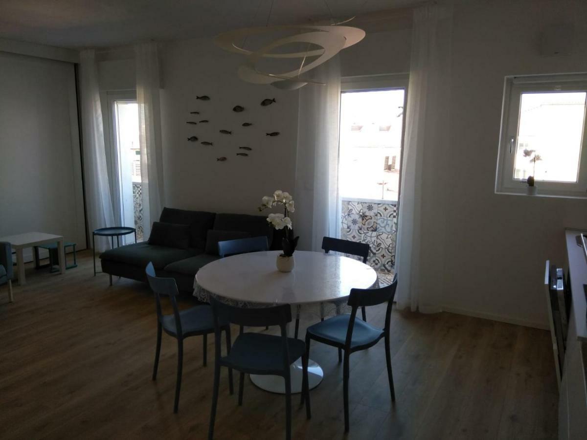 Buonarroti Apartment Grado Bagian luar foto